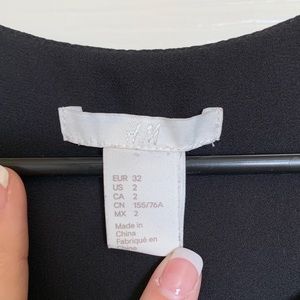 H&M Dresses - H&M - Midi Dress H&M Dresses - H&M - Midi Dress